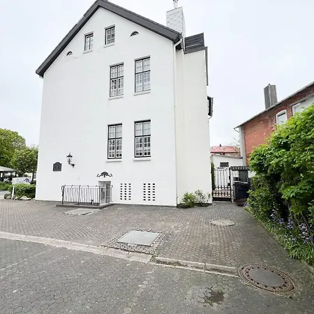 Haus Friesland - 3 Westerland